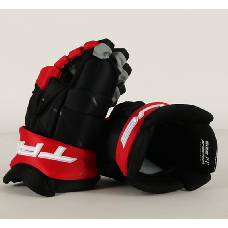 14 TRUE Catalyst 9X Gloves – Ronan Seeley Carolina Hurricanes #2