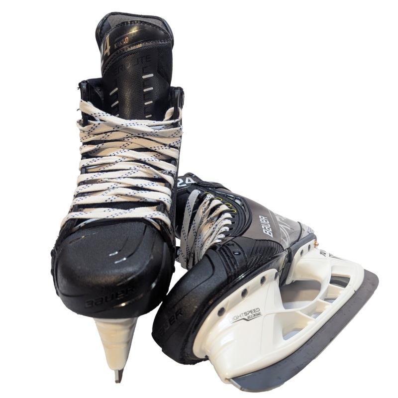 Bauer Vapor Hyperlite – NHL Pro Stock Hockey Skates – Kaapo Kakko – Size 9