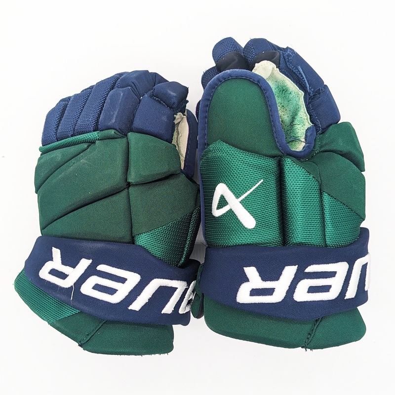 Bauer Vapor Hyperlite – Used NCAA Pro Stock Glove (Green/Blue)