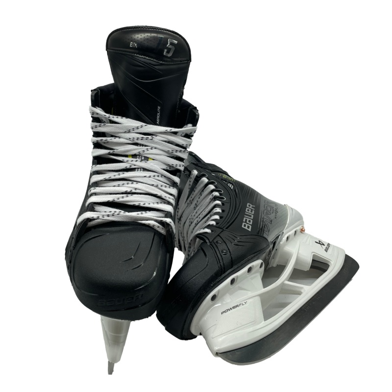 Bauer Vapor Hyperlite 2 – NCAA Pro Stock Hockey Skates – Size 9.5EE