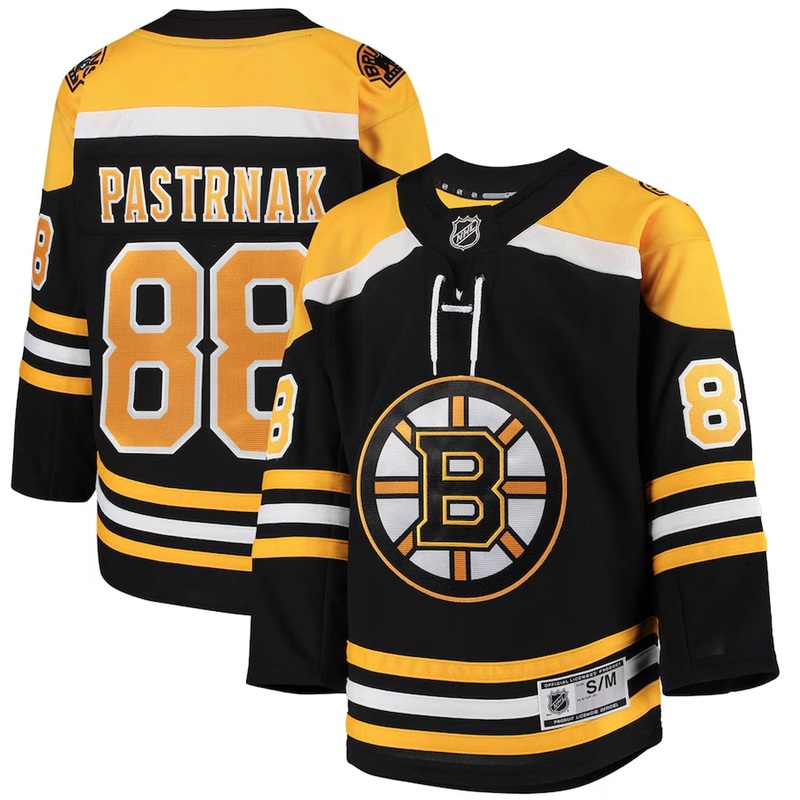 Boston Bruins – David Pastrnak OuterStuff Premier Junior Home Jersey