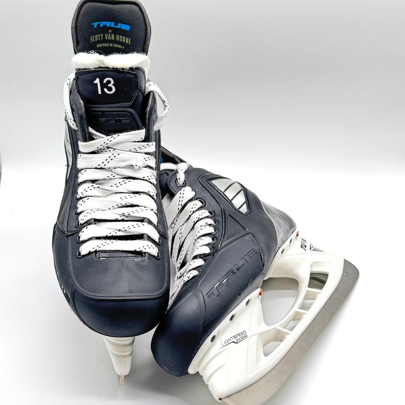 TRUE SVH Pro Custom – Pro Stock Hockey Skate – Size 9