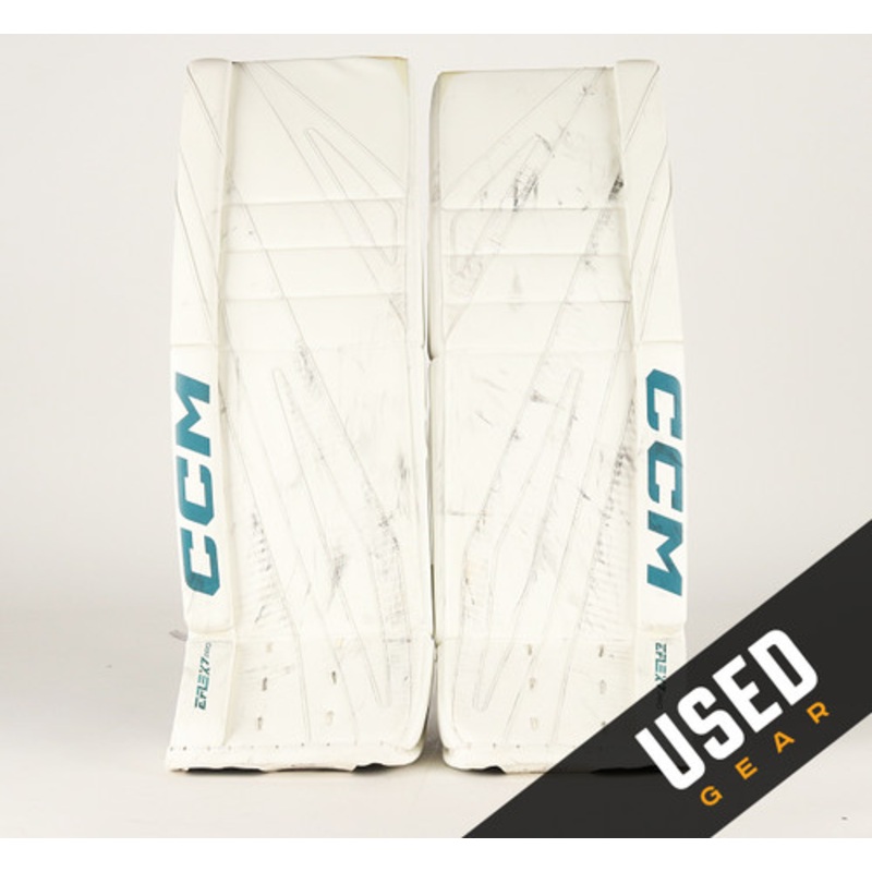 36 – CCM Eflex 7 Pro White Pads – Magnus Chrona Nashville Predators