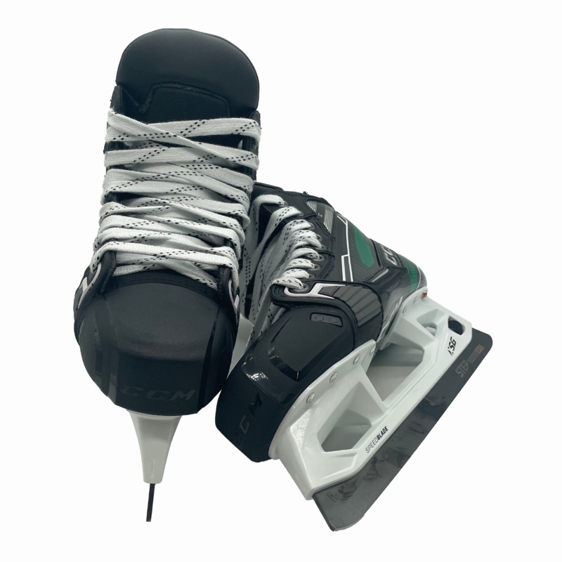 CCM Extreme Flex 6 – Goalie Skate – Size 7.5R (Green)