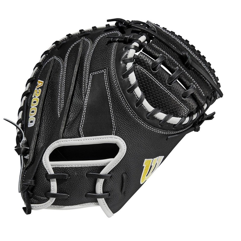 2024 Wilson A2000 Spin Control SS M1D 33.5 Catcher’s Mitt