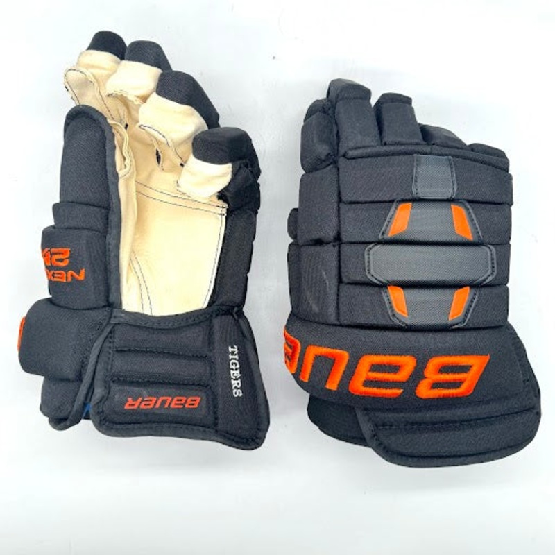 Bauer Nexus 2N – NCAA Pro Stock Glove (Black/Orange)