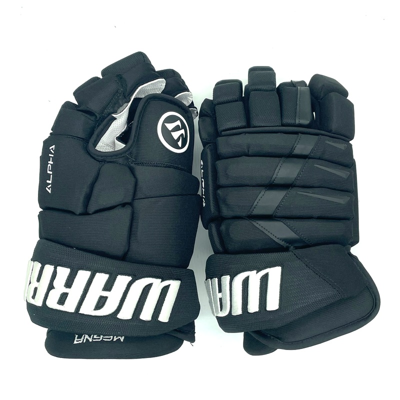 Warrior Alpha DX – NHL Pro Stock Glove – Jayson Megna (Black)