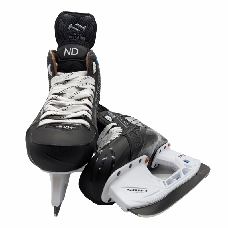True Custom – Pro Stock Hockey Skates – Size 9EE