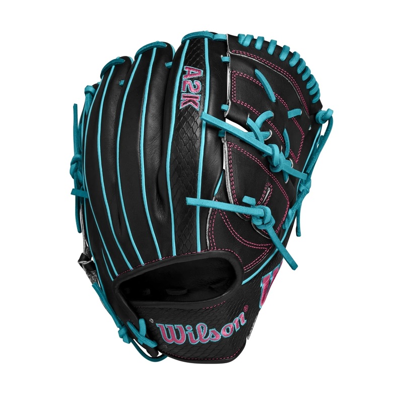 Wilson A2K 12 Pitcher’s Glove (2025)