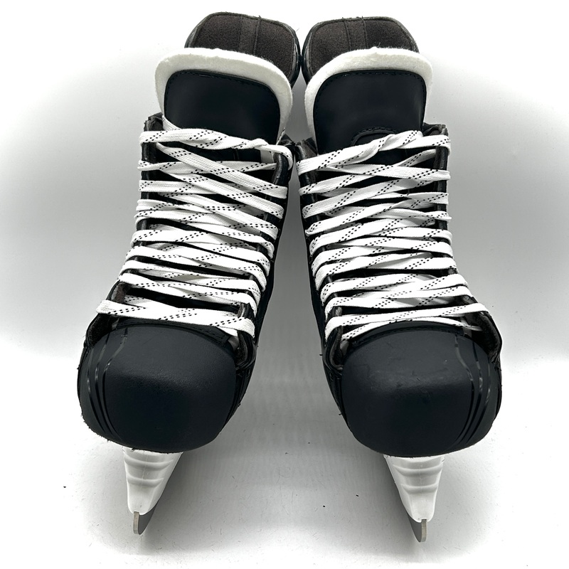 Bauer Vapor Hyperlite – Used Pro Stock Skates – 8.25EE/8EE