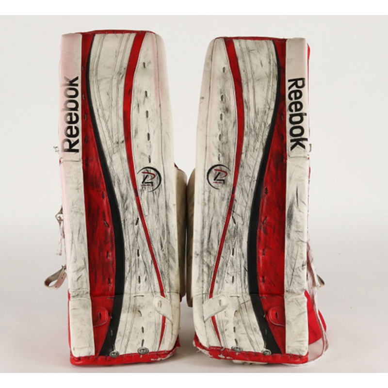 37 – Reebok Premier White Pads – Kent Simpson Chicago Blackhawks