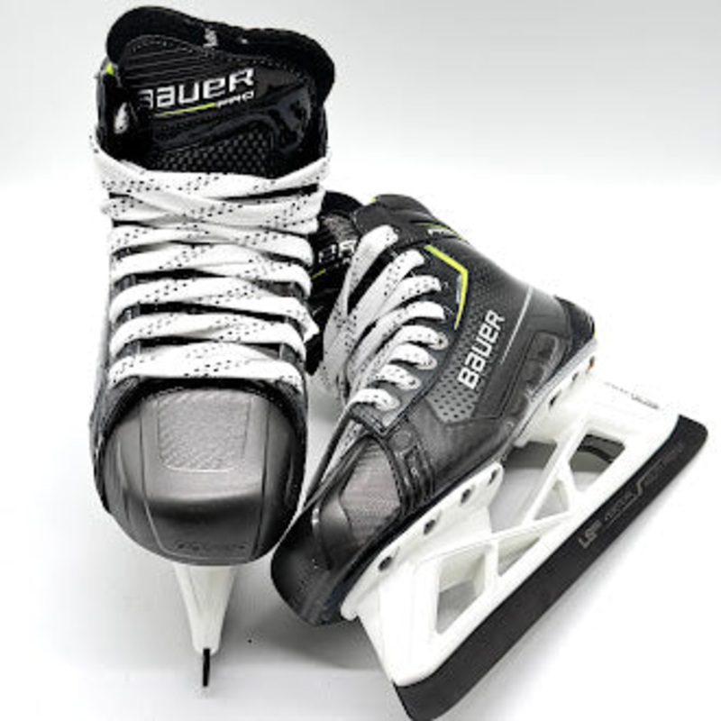 Bauer Pro – Pro Stock Goalie Skates – Size 5.5D (#2)