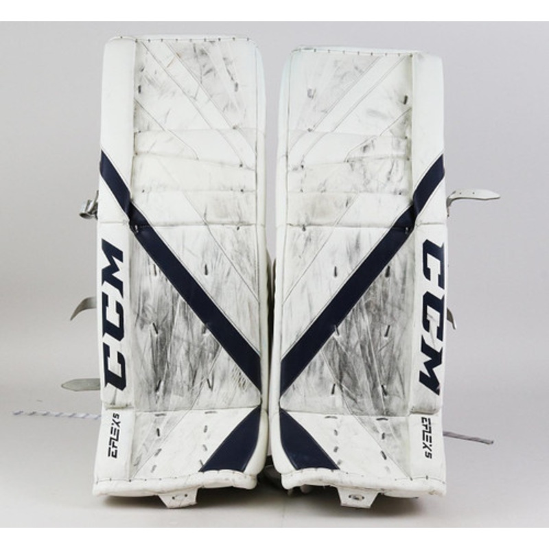 35 – CCM Extreme Flex 5 White Pads – Tomas Vomacka Nashville Predators #2