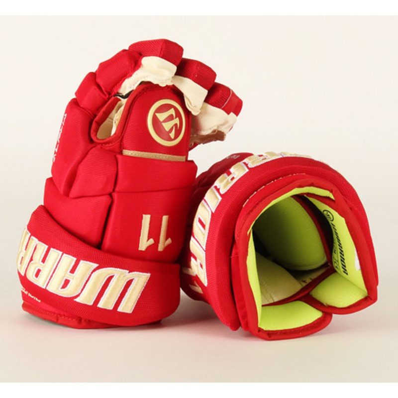 13 Warrior Alpha DX Pro Gloves – Samu Salminen Denver University