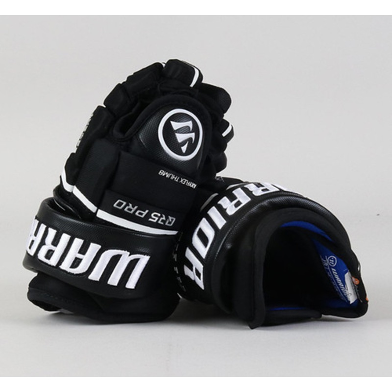 10 Warrior QR5 Pro Junior Black Gloves #2