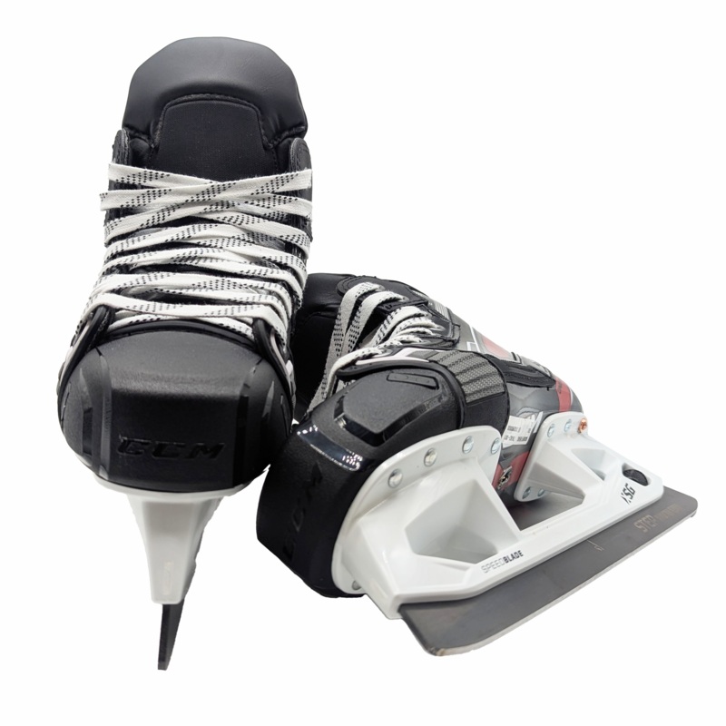 CCM Extreme Flex 6 – Goalie Skate – Size 5E