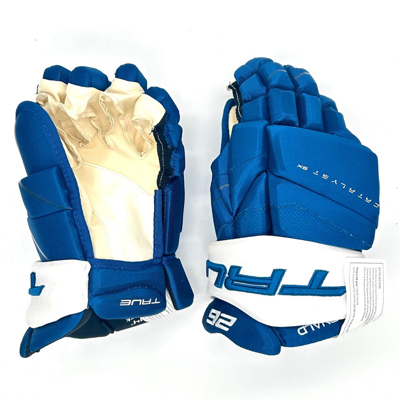 True Catalyst 9X – NHL Pro Stock Glove – Jacob Macdonald (Blue/White)