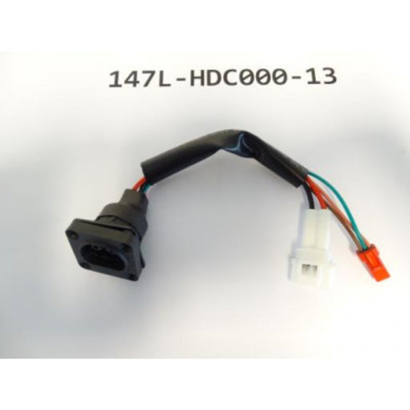 Giant On Board Charge/Discharge Cable to Charger including Cover – 147L-HDC000-13