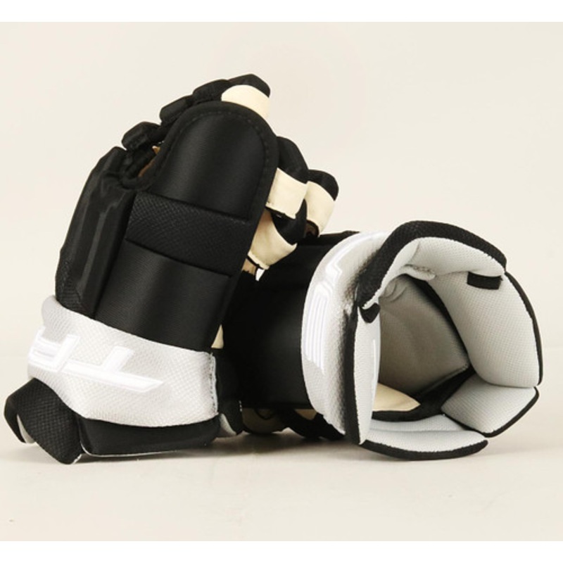 14 TRUE Catalyst Gloves – Team Stock Los Angeles Kings