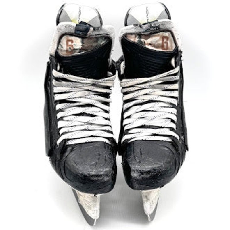 Used – Bauer Vapor Hyperlite 2 pro Stock Skates – Size 8.5D
