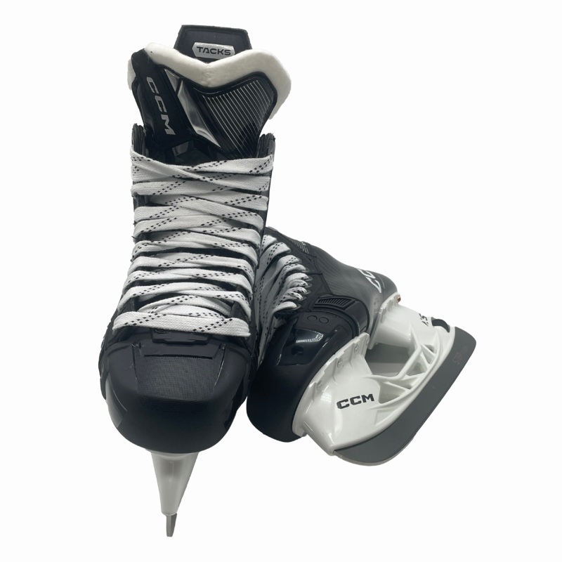 CCM Tacks AS-V Pro – Pro Stock Hockey Skates – Size 8.5R
