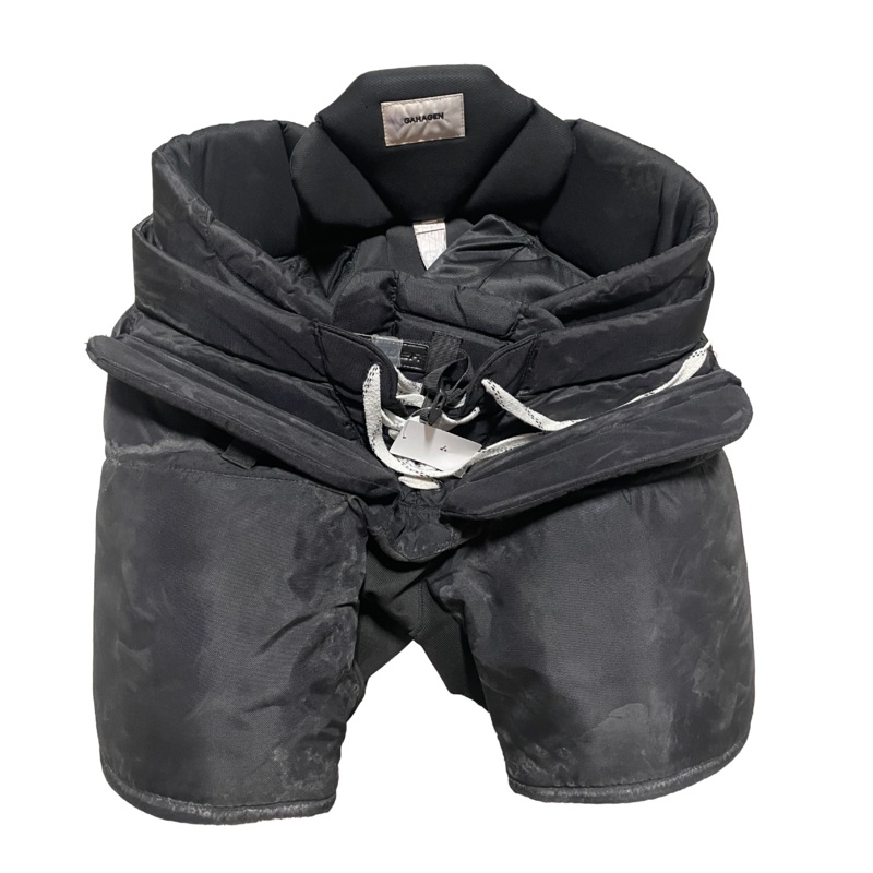 Bauer – Used NHL Pro Stock Goalie Pants – Philadelphia Flyers (Black)