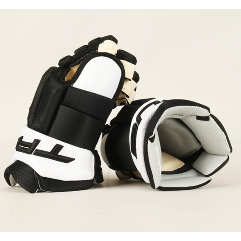 14 TRUE Catalyst Gloves – Team Stock Pittsburgh Penguins