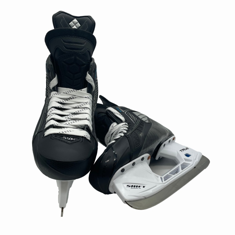 True SVH Pro Custom – NCAA Pro Stock Hockey Skate – Size 8R