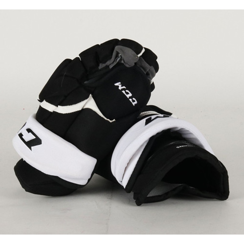 14 CCM HG12XP Gloves – Team Stock Pittsburgh Penguins