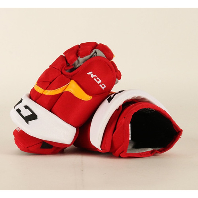 13 CCM HG12 Gloves – Dom Simon Calgary Flames