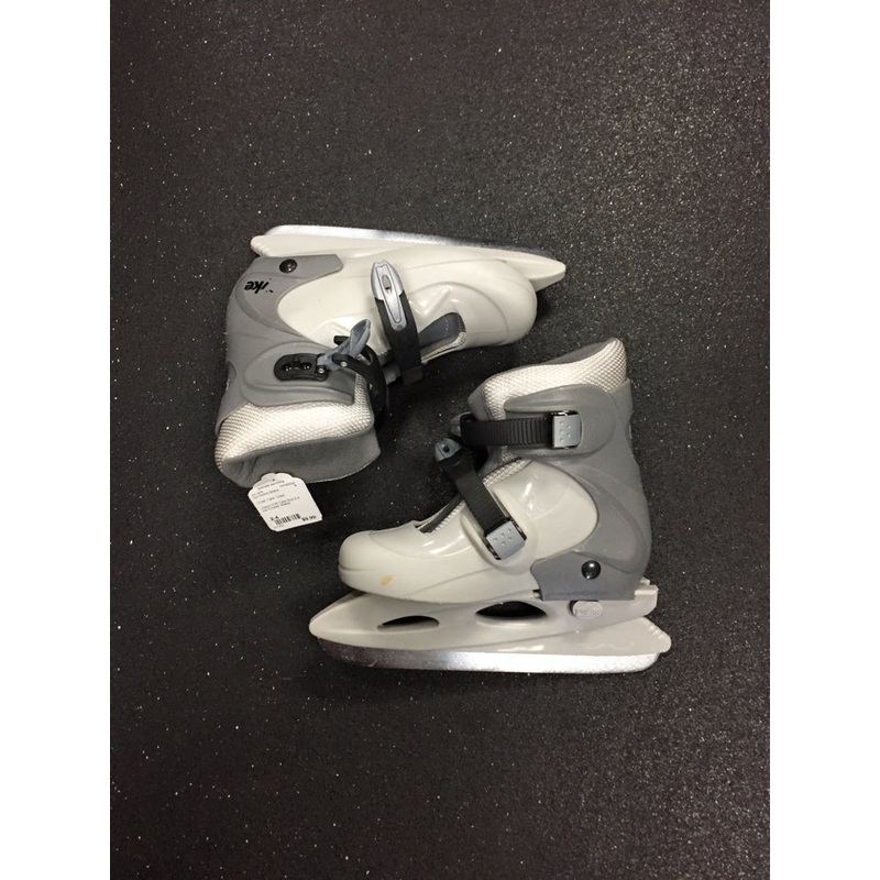 CCM Tyke Used Size 2-4 Ice Hockey Skates