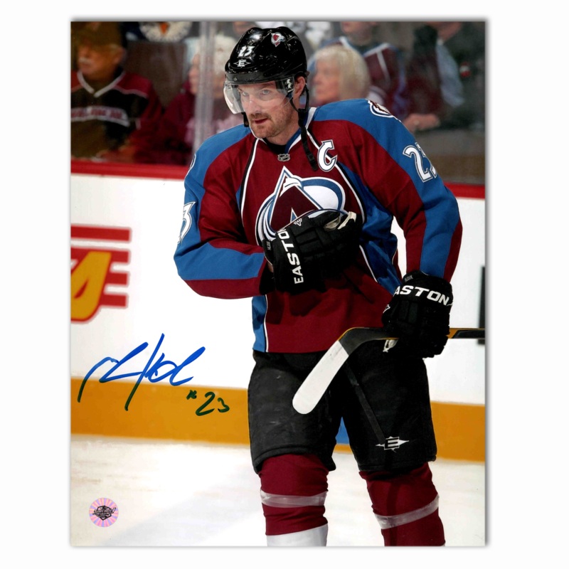 Milan Hejduk Autographed Colorado Avalanche Home 8×10 Photo (Close Up)