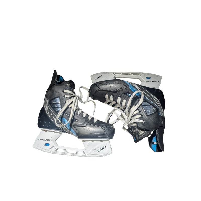 Used True TF7 Size 4.5R Junior Hockey Skates