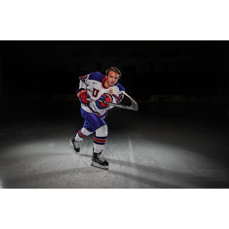 Pre-Order – Issac Howard Autographed Team USA 8×10 Photo