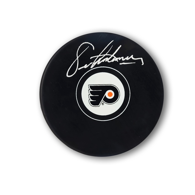 Eric Lindros Autographed Philadelphia Flyers Hockey Puck