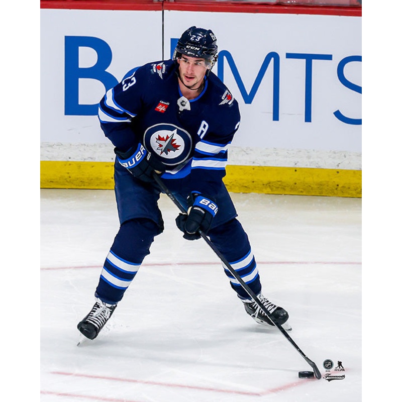 Pre-Order – Sean Monahan Autographed Winnipeg Jets Home 8×10 Photo