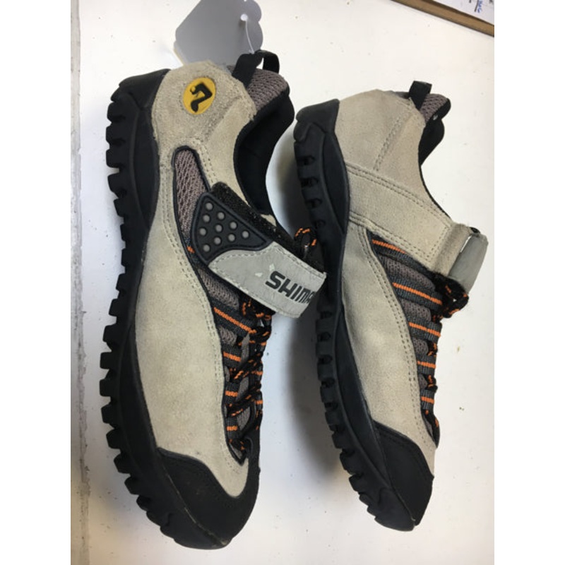 Shimano SH-M036W Tan Adult 6 Used Biking Shoes