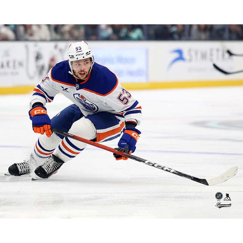 Pre-Order – Issac Howard Autographed Edmonton Oilers Away 8×10 Photo