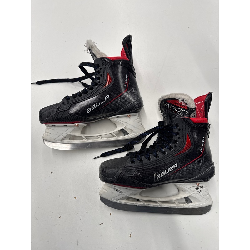 Used Bauer Vapor 3X Pro Hockey Skates, Size 4.5